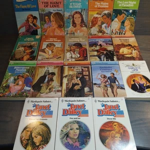 18 Harlequin Romance Vintage Paperback Novels - Dailey, Weale, Allyne, ++ - Picture 1 of 12