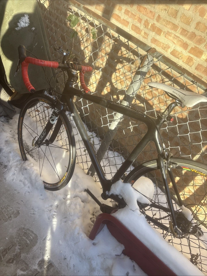 Bicicleta de corrida de feltro - Imagem 1 de 1