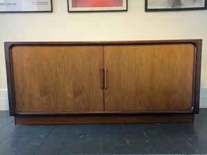 MIDCENTURY DANISH DYRLUND ROSEWOOD SIDEBOARD CREDENZA TAMBOUR VINTAGE 60’S - Picture 1 of 10