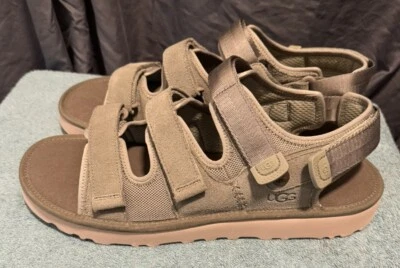 Sandálias masculinas UGG Goldencoast multistrap tamanho 15 novas sem caixa - Imagem 1 de 4