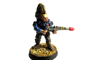 Fuera de existencia Ciudadela / Warhammer 40k / Rogue Trader Necromunda 550102 Hive World Ganger - Imagen 1 de 2
