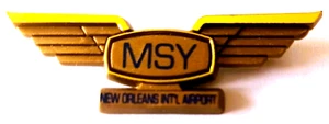 Aeropuerto Internacional de Nueva Orleans MSY Junior Pilot Kiddie Wing, Pin Back - Imagen 1 de 2