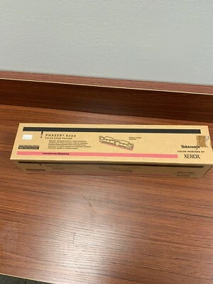 TEKTRONIX MAGENTA STANDARD TONER CARTRIDGE FOR XEROX PHASER 6200 #016200200 (00) - Image 1 of 3
