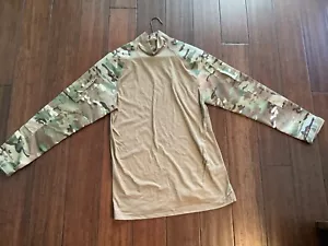 Military Issue Combat Shirt, Size Medium, New - Picture 1 of 6