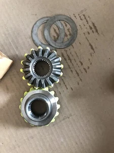 ED5Z-4236-D New OEM Ford Gear Kit 7.5 ED5Z4236D - Picture 1 of 12