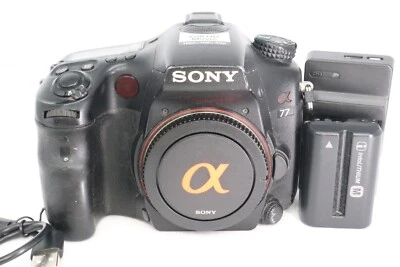 [US Stock] Sony Alpha A77 24.3MP Digital SLR Camera Body (Shutter count: 47526) - Image 1 of 4