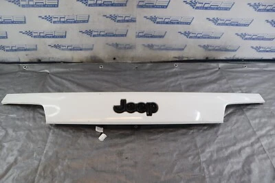 Jeep Grand Cherokee SRT8 2014 6,4 L OEM puerta levadiza moldura trasera con cámara #1633 Foto 1 de 4