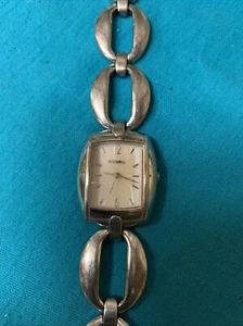 Ladies Fossil Analog F2 Watch ES 1775 - Picture 1 of 11