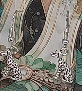 Silvery Color Dalmation Dog Pierced Earrings Gifts Studs pierce earring - Picture 1 of 2