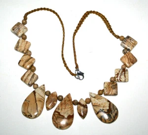 Moda Collar Beige Marrón Piedra Cuentas Individualmente Anudado Pesado Cable Trenzado - Imagen 1 de 3