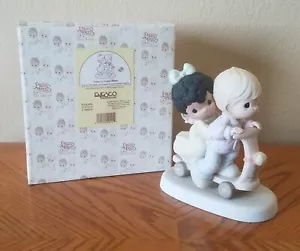 Enesco Precious Moments Figurine - Love Is Color Blind (1998) - Picture 1 of 9