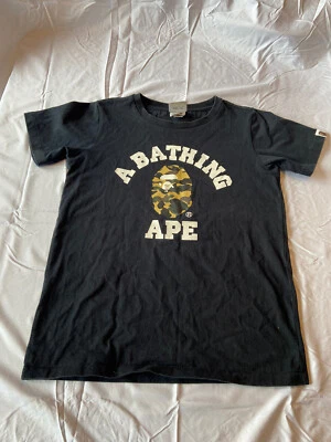 BAPE A Bathing Ape DAMAS Camiseta Universitaria Camiseta Manga Corta Talla XS  Foto 1 de 4