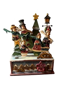 Vintage Christmas Wind up music box wood with Carolers - Picture 1 of 3