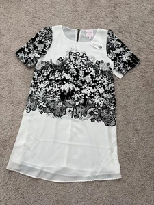 NWT Romeo & Juliet Couture Womens Black/White Floral Printed Dress Sz M - Picture 1 of 10