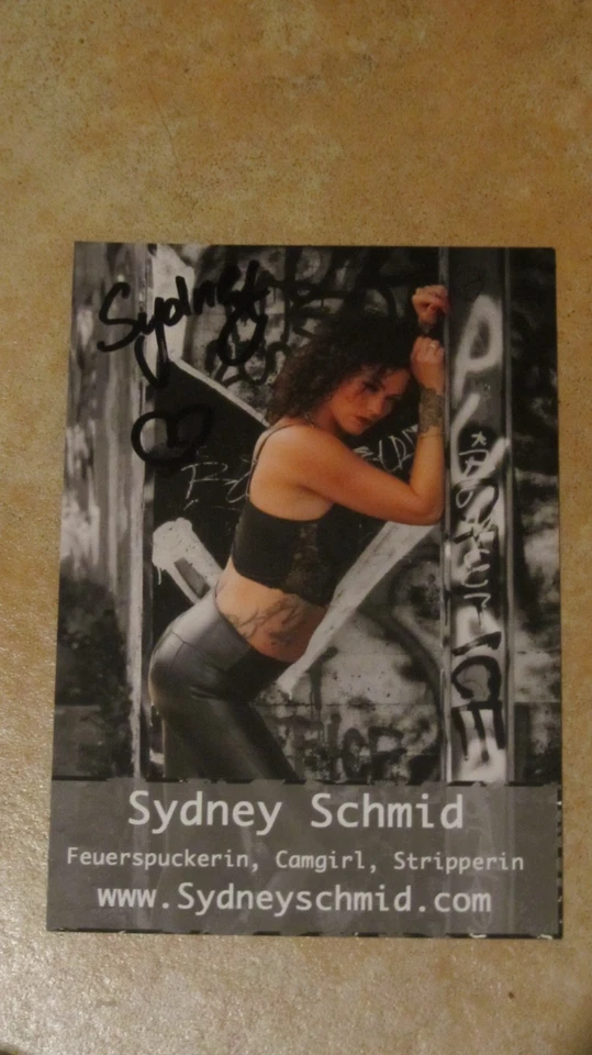 Sydney Schmid originalsignierte Autogrammkarte Venus Star 2025 - Bild 1 von 1