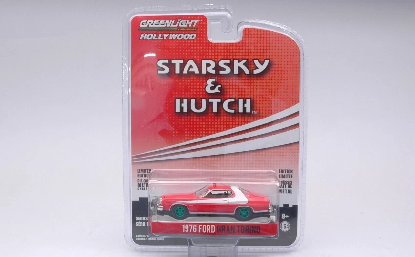 STARSKY HUTCH Modello Ford GRAN TORINO 1976 SPORCA RUOTE VERDI 1:64 Greenlight - Immagine 1 di 2