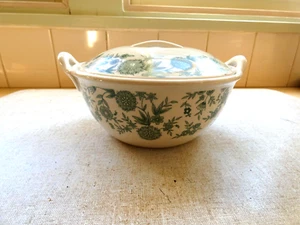 VINTAGE FRENCH STONWARE GREEN AND WHITE CASSEROLE DISH - Picture 1 of 5