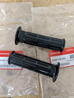 Empuñaduras de manija OEM Honda ATC70 ATC 70 83 84 85 TRX70 TRX Fourtrax 1986 1987 Foto 1 de 3