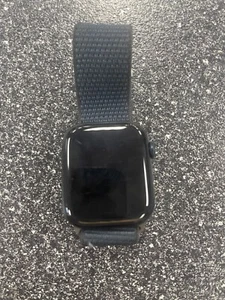 Apple Watch Series 9 45mm aluminiowa obudowa z paskiem sportowym M / L - Midnight (GPS)... - Zdjęcie 1 z 4