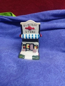 General Store Hinged Trinket Pill Box Includes Free Shipping Unglued - Picture 1 of 6