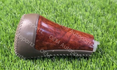 Pomo de cambio Lexus Gx460 2014-2017 fabricante original color beige usado: se adapta a Lexus Foto 1 de 4