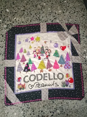 Codello X Peanuts Halstuch 87 x 87cm Reine Seide Weihnachten Snoopy Lucy - Bild 1 von 4