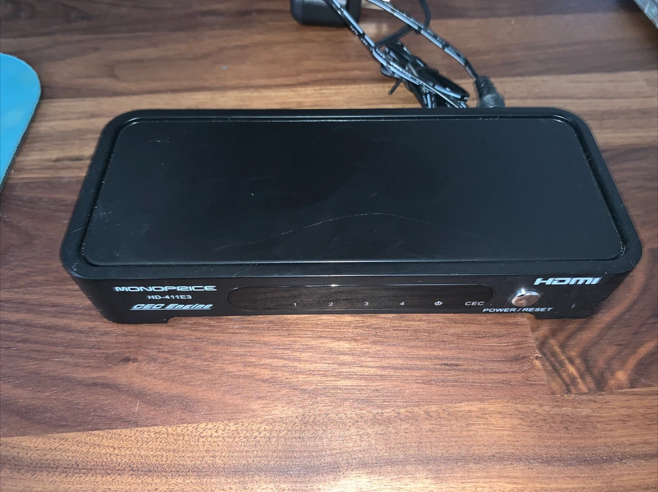 Monoprice HDMI Switcher Splitter HD-411E3 - Image 1 of 1