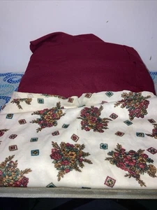 Lot Of 2 knit polyester fabric/flowers On white 26x60 & Solid Burgundy 60x55 - Picture 1 of 8
