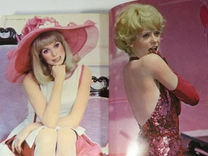 Cine Album (4) Catherine Deneuve Haga Shoten Published October 10 1974 - Foto 1 di 10