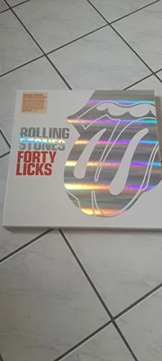 The Rolling Stones "Forty Licks" 2-CD - Box + Bildband + Mousepad (Zungenform) - Bild 1 von 4