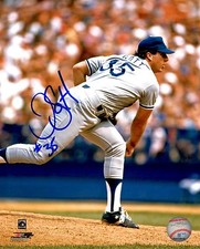 Signed  8x10 JIM GOTT Los Angeles Dodgers Autographed photo - COA 