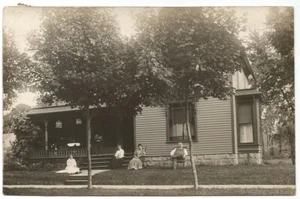 Maquoketa Iowa IA Victorian Home & Family RPPC Real Photo 1909 - Picture 1 of 2