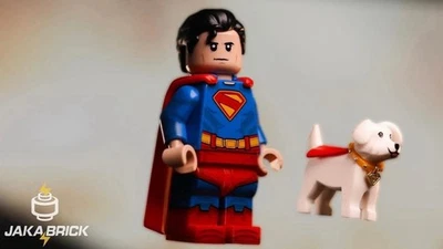 LEGO DC Comics Jaka Brick Super Savior & Cheeky Canine Superman Minifigure NEW - Image 1 of 4