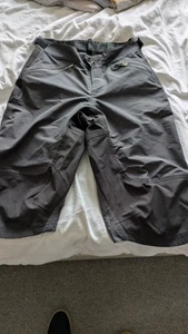 madison waterproof mtb shorts size small mens - Picture 1 of 5