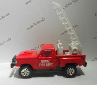 Maisto Rural Fire Dept Ladder Truck * Red * White Ladder * Lifts - Image 1 of 4