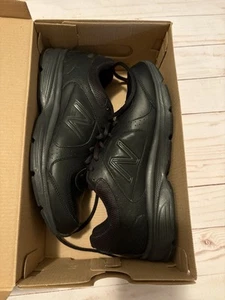 New Balance Womens WW411BK Walking B Med Black 100% Authentic Brand New Size 7.5 - Picture 1 of 9