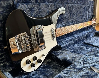 Bajo Rickenbacker 4001V63 Jetglo (Black Beauty) 1996 modelo genuino EE. UU. Foto 1 de 4