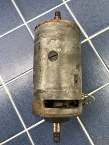 VW Generator 6 Volt THIN SLOT 1953 1954 1955 BUG BUS OVAL Barndoor Volkswagen - Picture 1 of 9