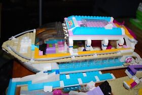 Lego Friends Lot - Dolphin Cruiser 41015 & Heartlake Hair Salon 41093 -read 