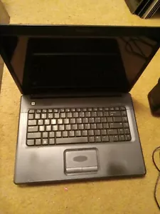 HP COMPAQ PRESARIO F500 LAPTOP *FOR PARTS ONLY* - Picture 1 of 3