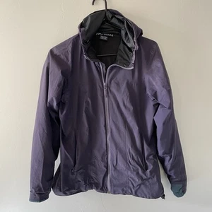 Arc’teryx Rain Jacket Women's Size Small Hood Full Zip Coat Pockets Purple - Picture 1 of 13