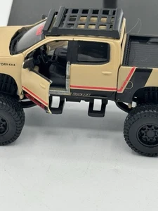Maisto 2019 Chevy Silverado 4X4 Rebels Off Road Eibach Z-71 Diecast truck 1:52 - Picture 1 of 11