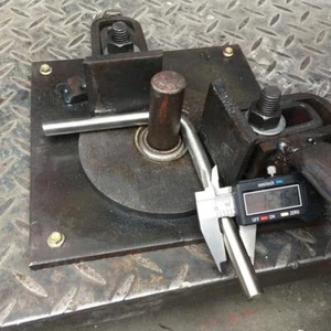 Nueva dobladora de barras de refuerzo llave de barras de refuerzo pequeña manual herramienta dobladora de aro - Imagen 1 de 4