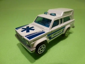 MAJORETTE 269 JEEP WAGONEER - AMBULANCE 1:64 - GOOD CONDITION (1) - 259 - Picture 1 of 4