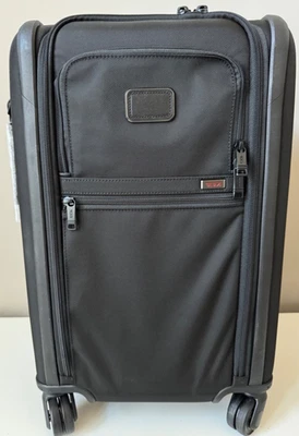 TUMI Alpha 3 International Expandable Dual Access Carry-On 117160-1041 - Image 1 of 4