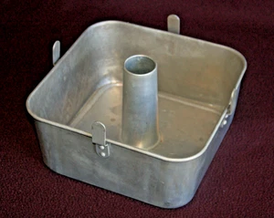 COMET ~ 9 x 9" Square ~ ANGELFOOD CAKE Pan ~ Vtg. Aluminum ~ Used - Picture 1 of 5
