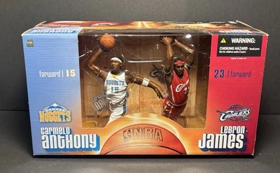 Figuras McFarlane Carmelo Anthony y Lebron James nuevas en caja. Nuevo. Mcfarlane's Propicks Foto 1 de 4