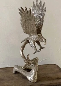 Brass Eagle Landing:Antique Masterpiece: $180 Free Postage - Picture 1 of 3