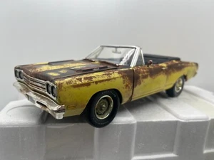 1/18 Ertl 1969 Plymouth Hemi Road Runner Custom Convertible Weathered Barn Find - Picture 1 of 10