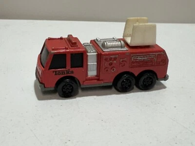 VINTAGE 1992 TONKA FIRE TRUCK 1:48 SCALE DIECAST RED TRUCK - Image 1 of 3
